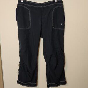 Nike Capri Studio Pant Zumba Snap Flap Pockets Size Large Black